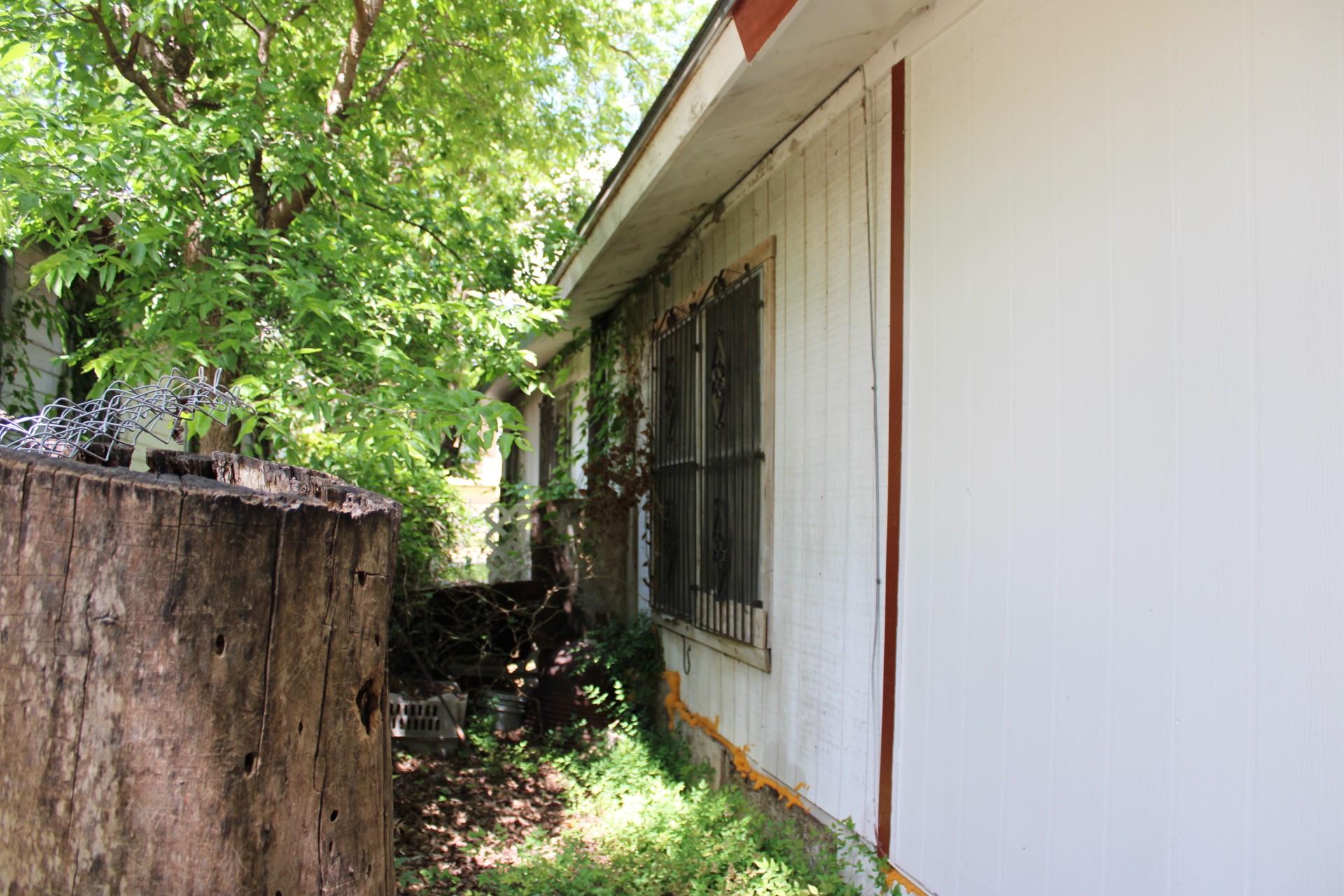 3017 Lyons Road Austin TX 78702