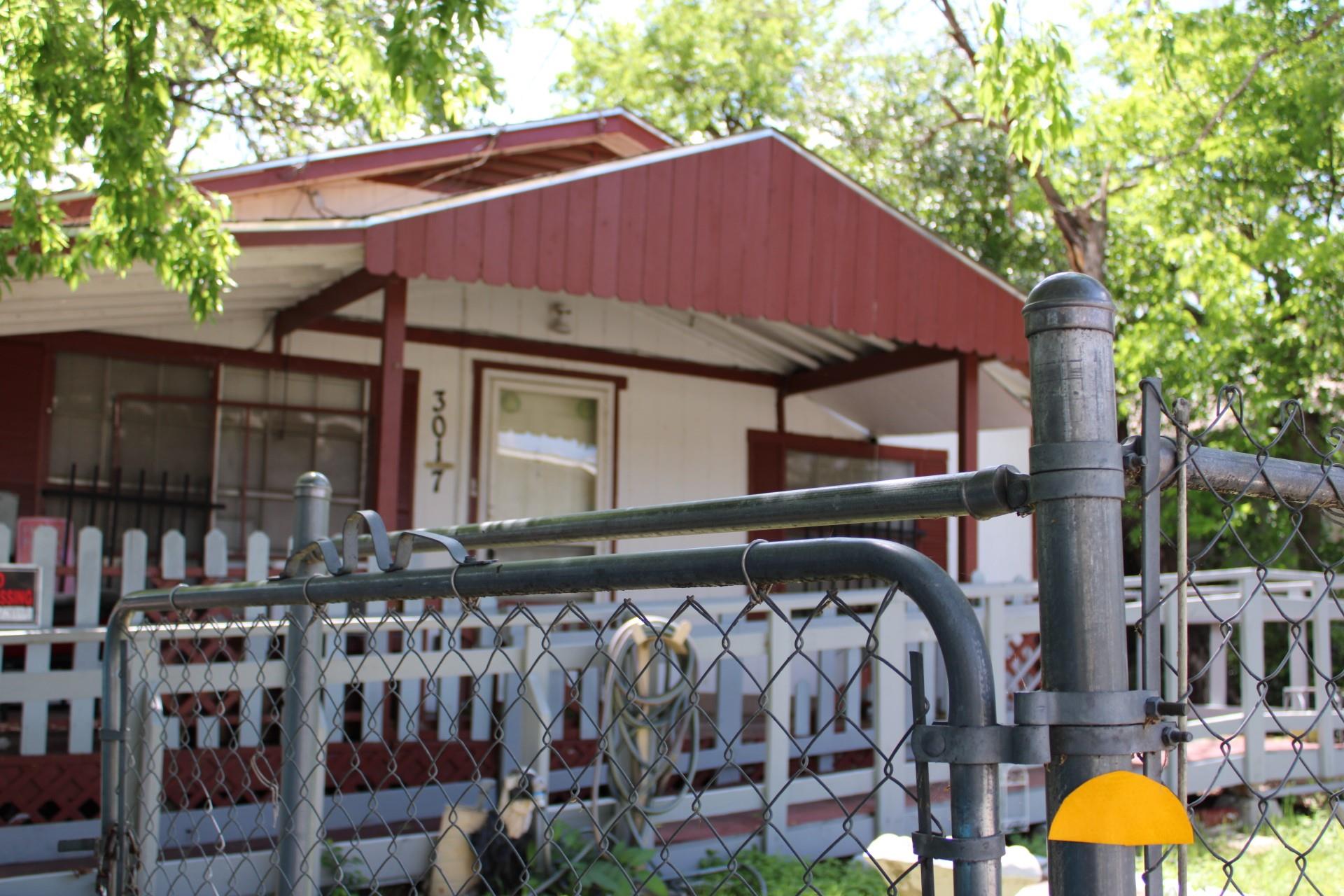 3017 Lyons Road Austin TX 78702
