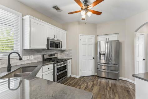 205 Morningside Circle Hutto TX 78634