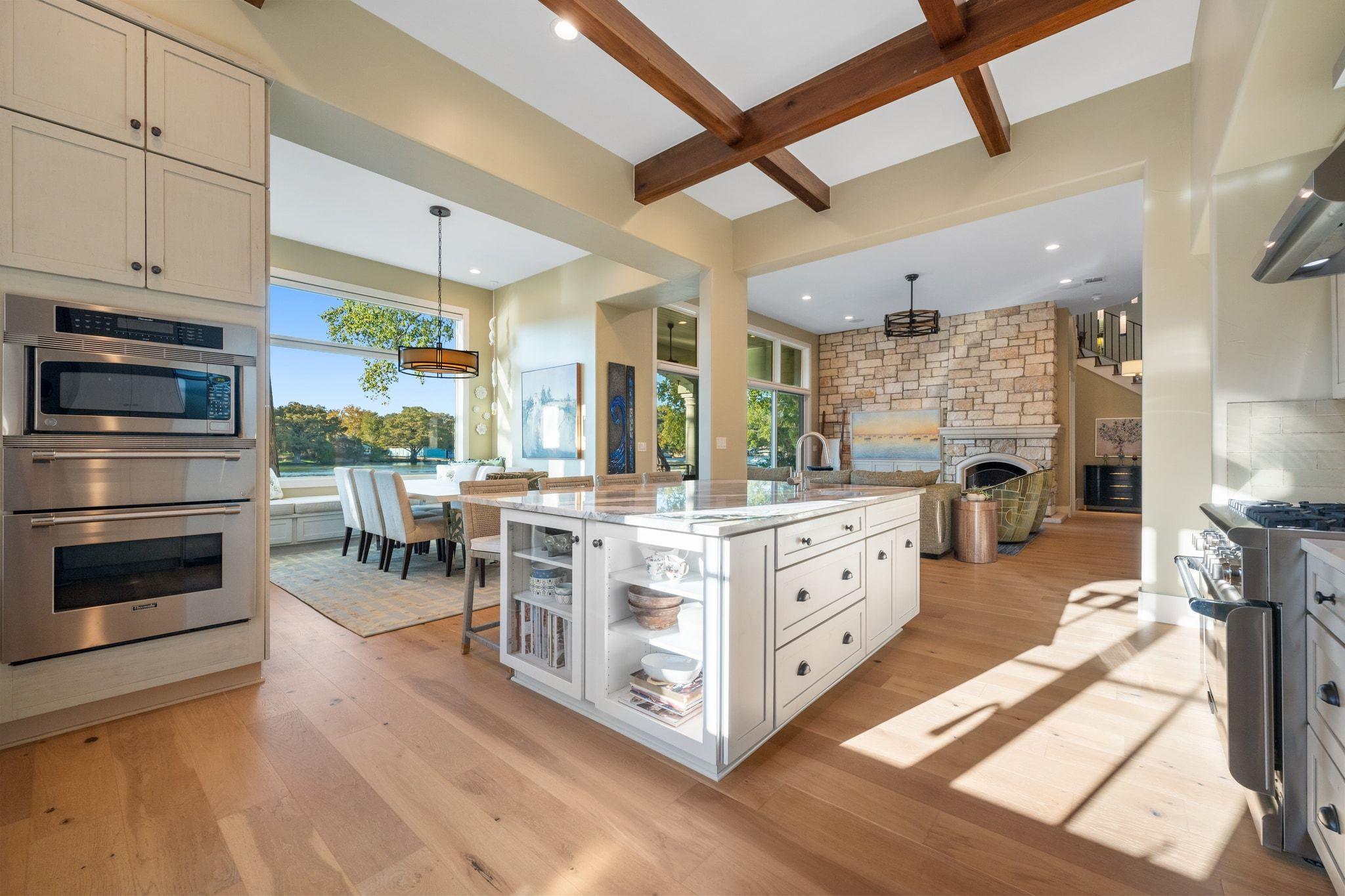 2706 Rivercrest Drive Austin TX 78746