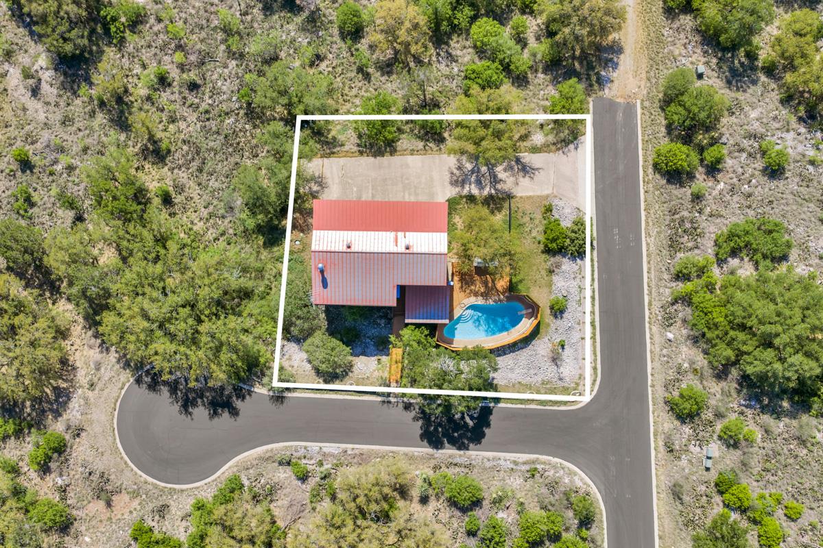 100 Semi Circle Horseshoe Bay TX 78657