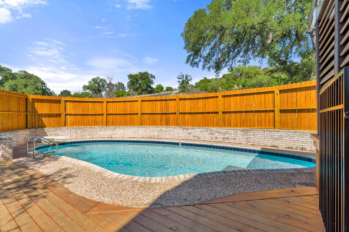 100 Semi Circle Horseshoe Bay TX 78657