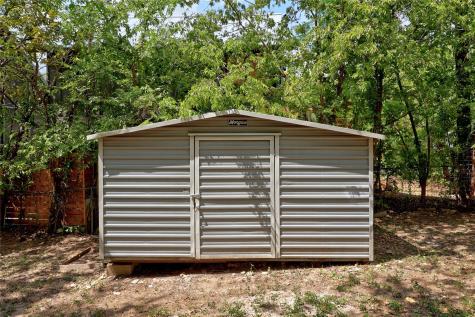 2102 E 8th Street Austin TX 78702
