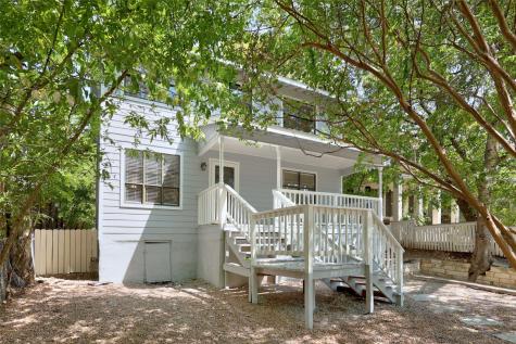 2102 E 8th Street Austin TX 78702