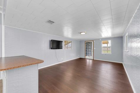 10001 Fm 1331 Taylor TX 76574