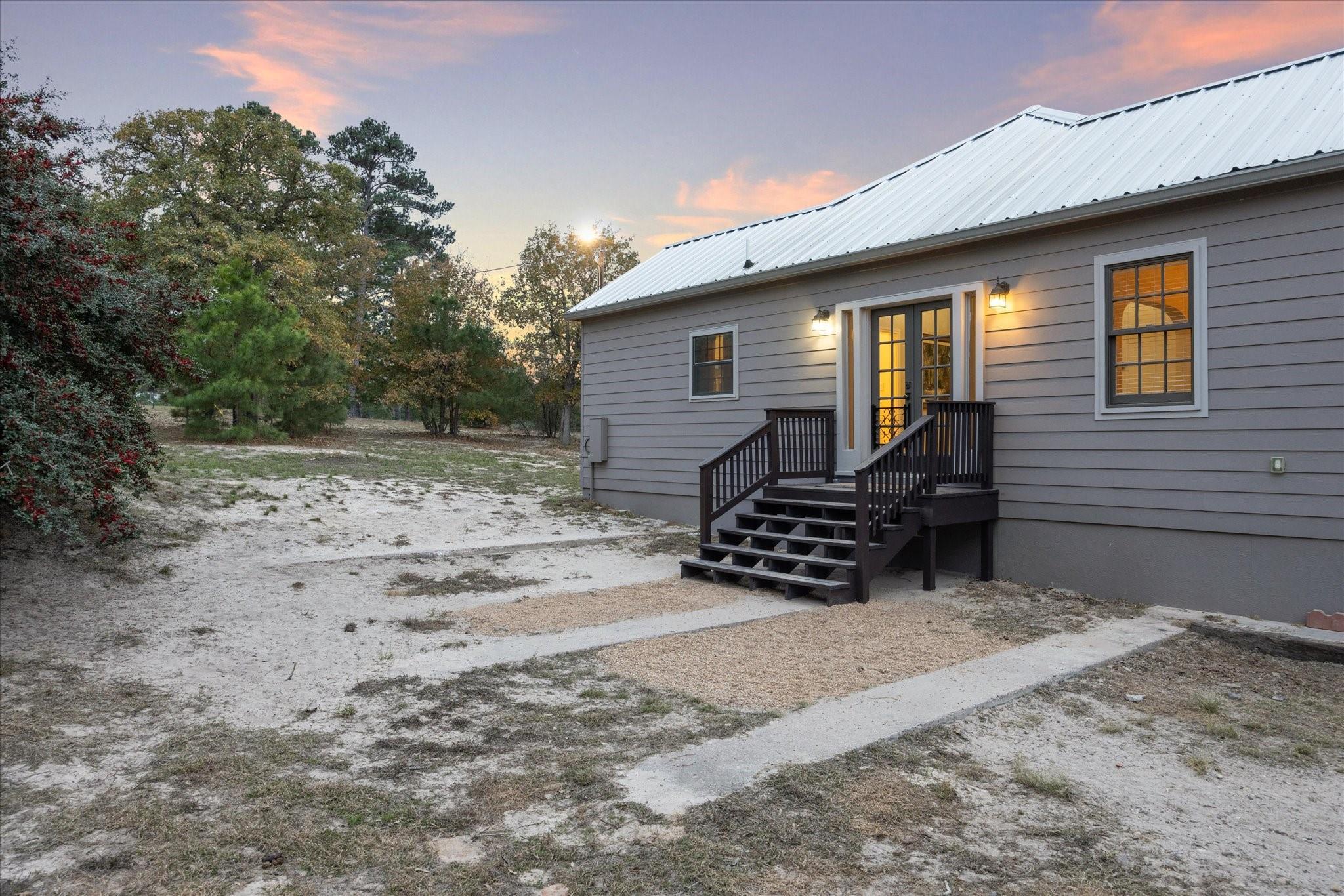 364 Ponderosa Loop Paige TX 78659