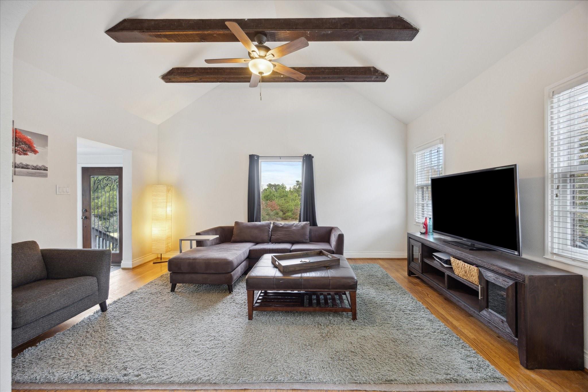 364 Ponderosa Loop Paige TX 78659