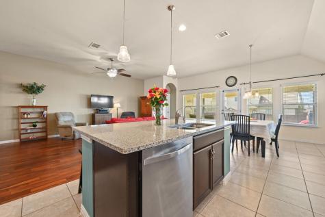 703 N Emory Cove Hutto TX 78634