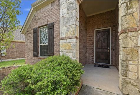 703 N Emory Cove Hutto TX 78634
