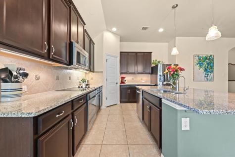 703 N Emory Cove Hutto TX 78634