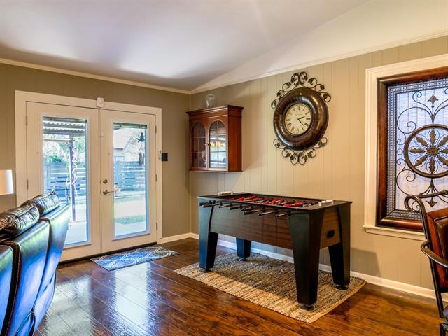 252 Meadowlakes Drive Meadowlakes TX 78654