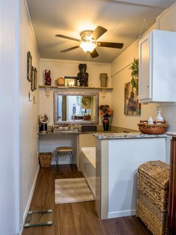 252 Meadowlakes Drive Meadowlakes TX 78654
