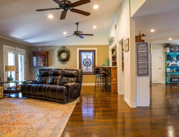 252 Meadowlakes Drive Meadowlakes TX 78654
