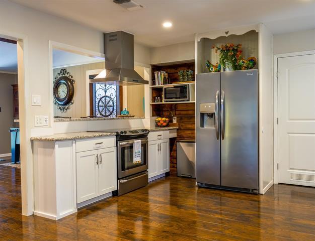 252 Meadowlakes Drive Meadowlakes TX 78654