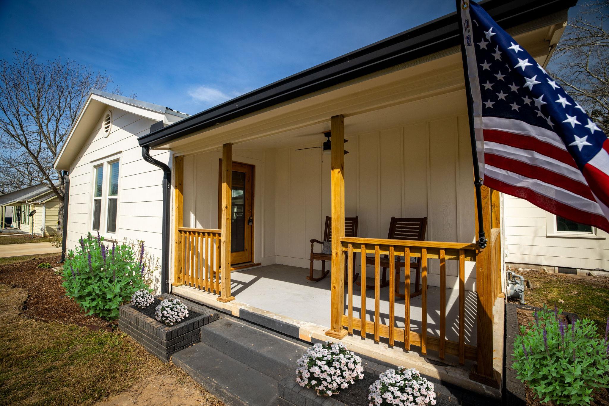 215 Paulus Street Schulenburg TX 78956