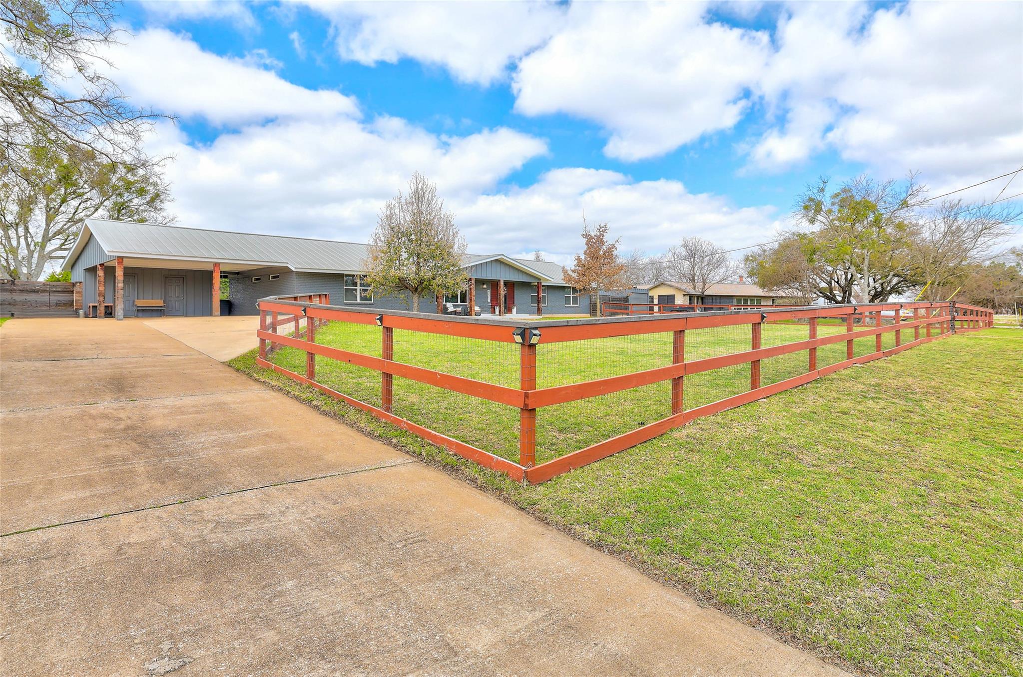 109 High Gabriel Drive Leander TX 78641