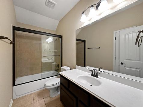 201 Arrezo Lane Georgetown TX 78628
