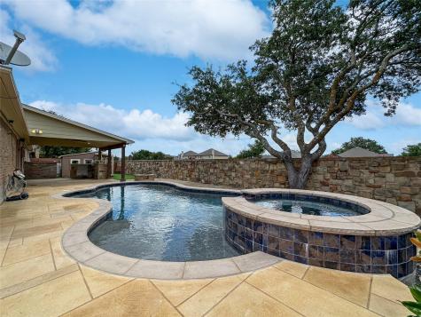 201 Arrezo Lane Georgetown TX 78628