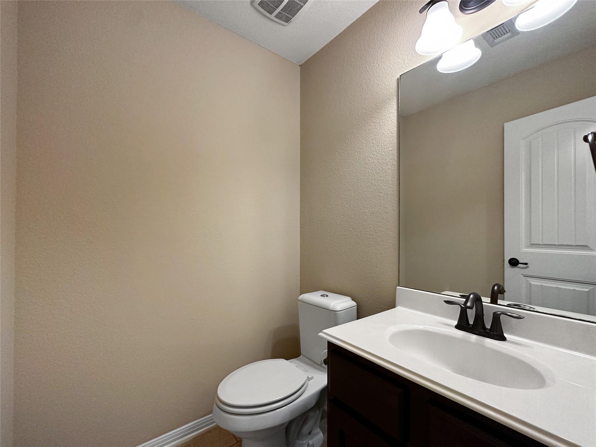 201 Arrezo Lane Georgetown TX 78628