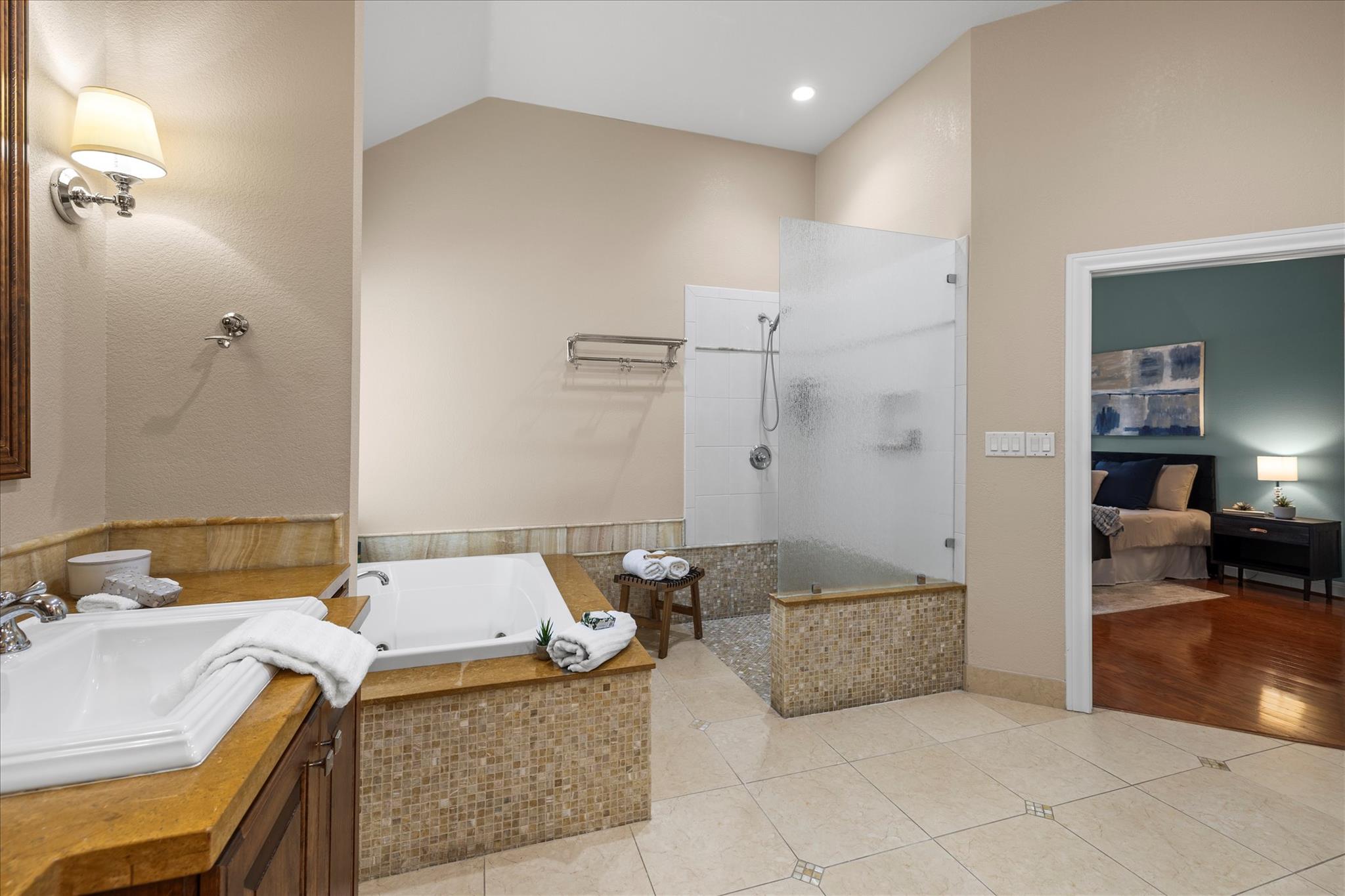 37 Waterfall Drive The Hills TX 78738