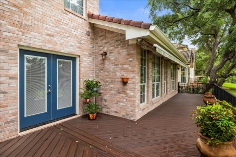 37 Waterfall Drive The Hills TX 78738
