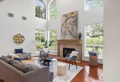 37 Waterfall Drive The Hills TX 78738