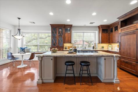 37 Waterfall Drive The Hills TX 78738