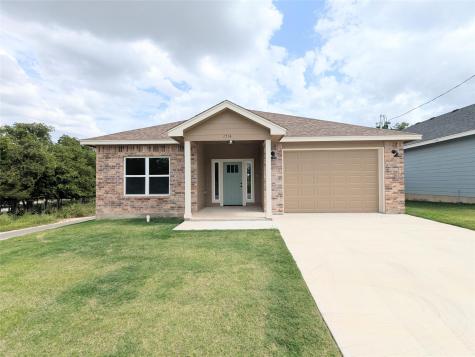 1714 E Avenue G Lampasas TX 76550