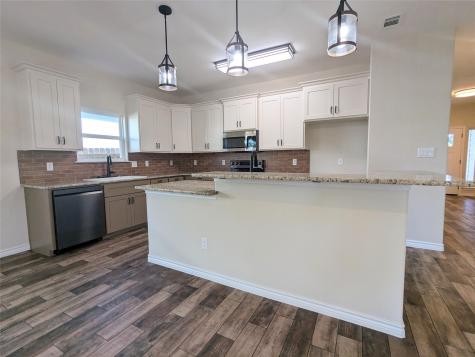 1714 E Avenue G Lampasas TX 76550