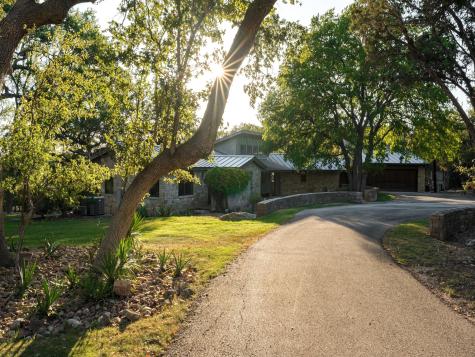275 Indian Trail Wimberley TX 78676