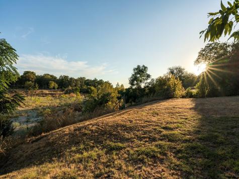 275 Indian Trail Wimberley TX 78676