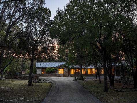 275 Indian Trail Wimberley TX 78676
