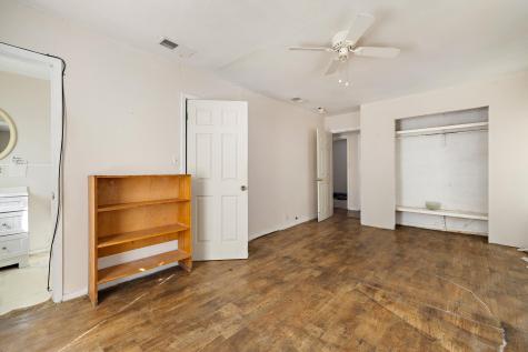 712 Vernon Street Rockdale TX 76567