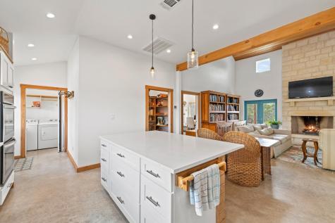 456 Colt Valley Road Fredericksburg TX 78624