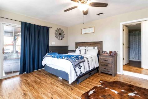 227 Henderson Lane Lockhart TX 78644