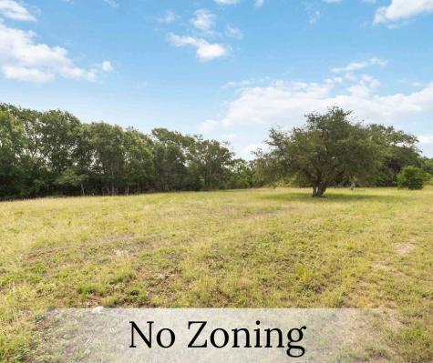 227 Henderson Lane Lockhart TX 78644