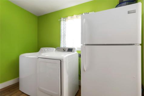 227 Henderson Lane Lockhart TX 78644