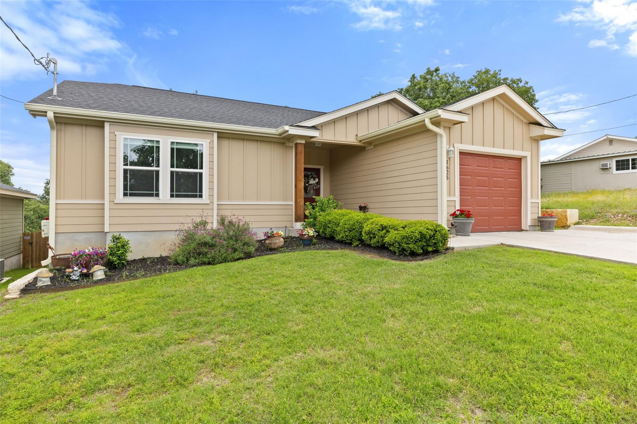1625 Packsaddle Trail Kingsland TX 78639