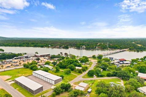 1625 Packsaddle Trail Kingsland TX 78639