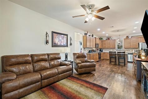 1625 Packsaddle Trail Kingsland TX 78639