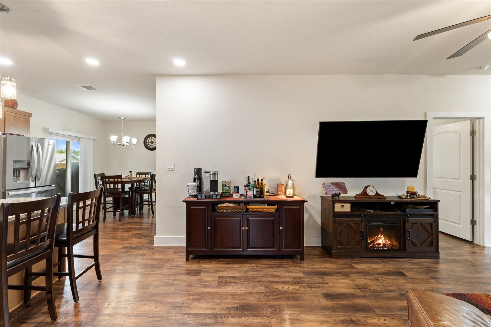 1625 Packsaddle Trail Kingsland TX 78639