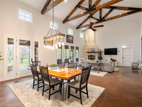 1503 Funf Kinder Road Fredericksburg TX 78624