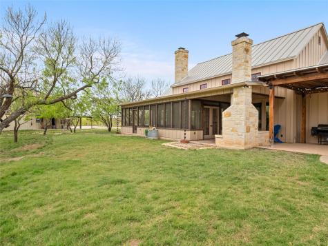 1503 Funf Kinder Road Fredericksburg TX 78624