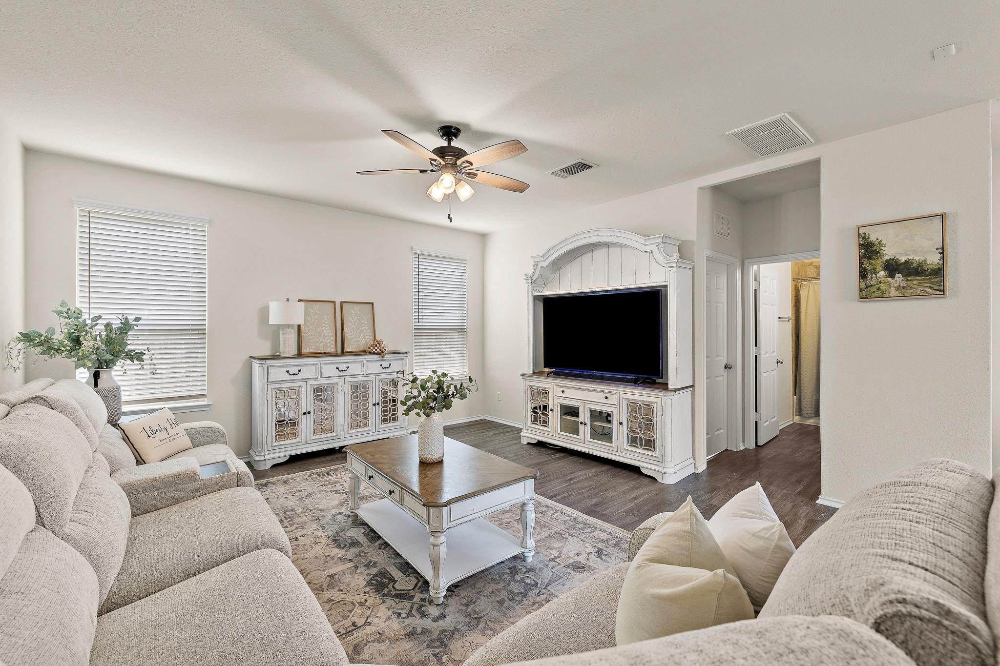 241 La Dera Drive Liberty Hill TX 78642