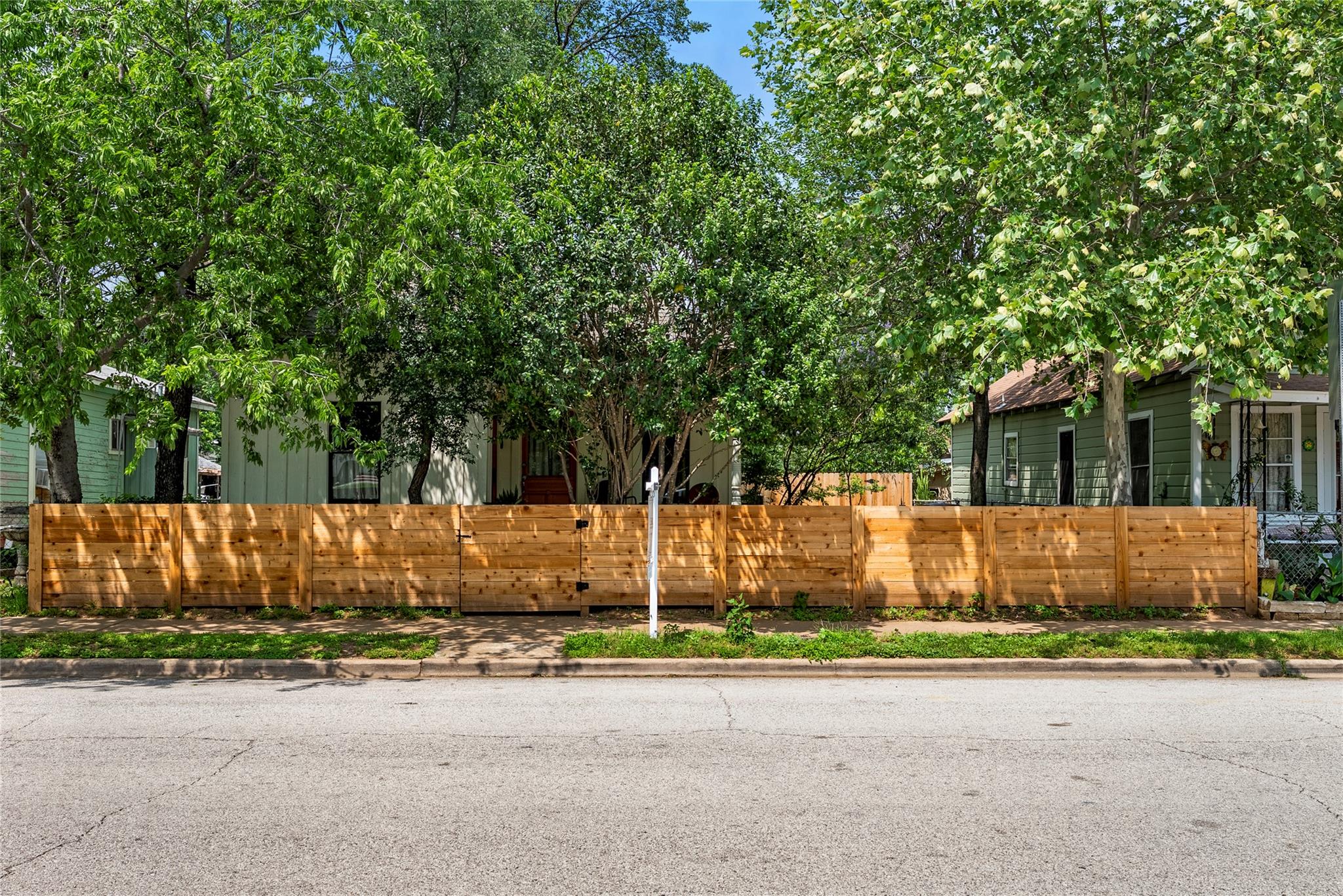 1020 Spence-a Street Austin TX 78702