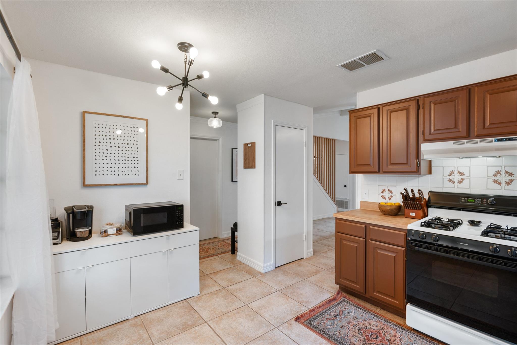 9833 Briar Ridge Drive Austin TX 78748
