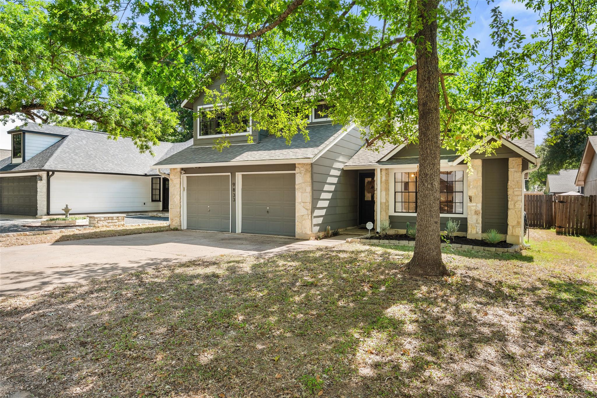 9833 Briar Ridge Drive Austin TX 78748