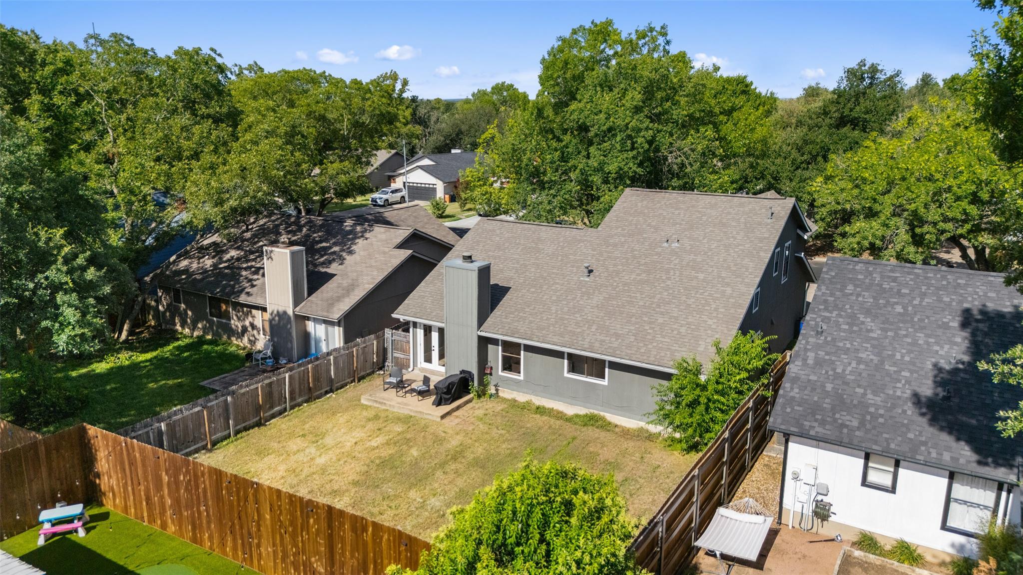 9833 Briar Ridge Drive Austin TX 78748