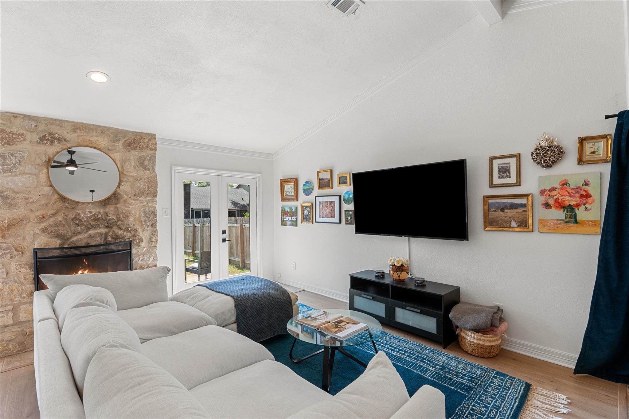 9833 Briar Ridge Drive Austin TX 78748
