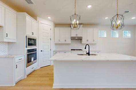 3925 Waxahachie Road Leander TX 78641